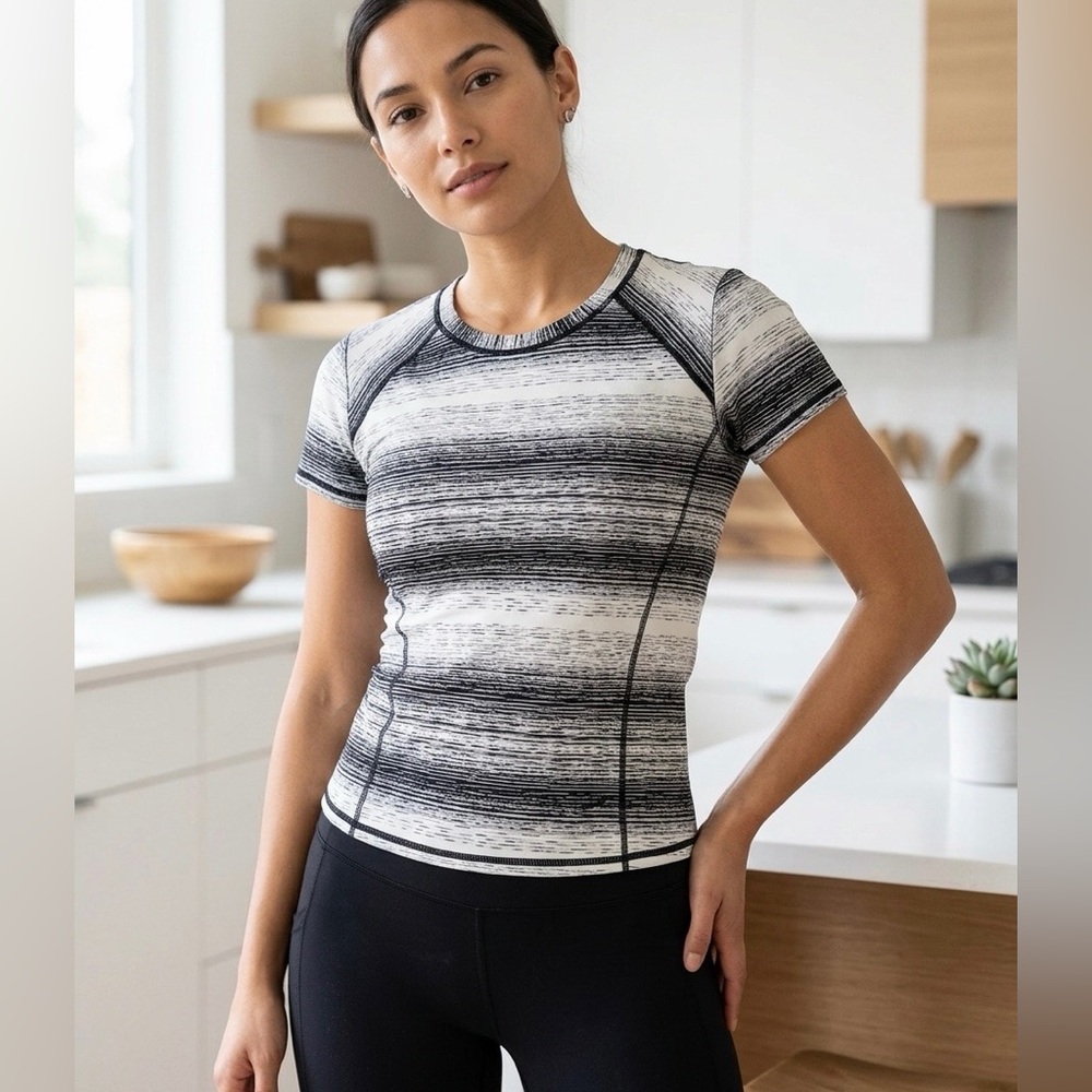 Athleta Black Diamond Fastest Track Tee